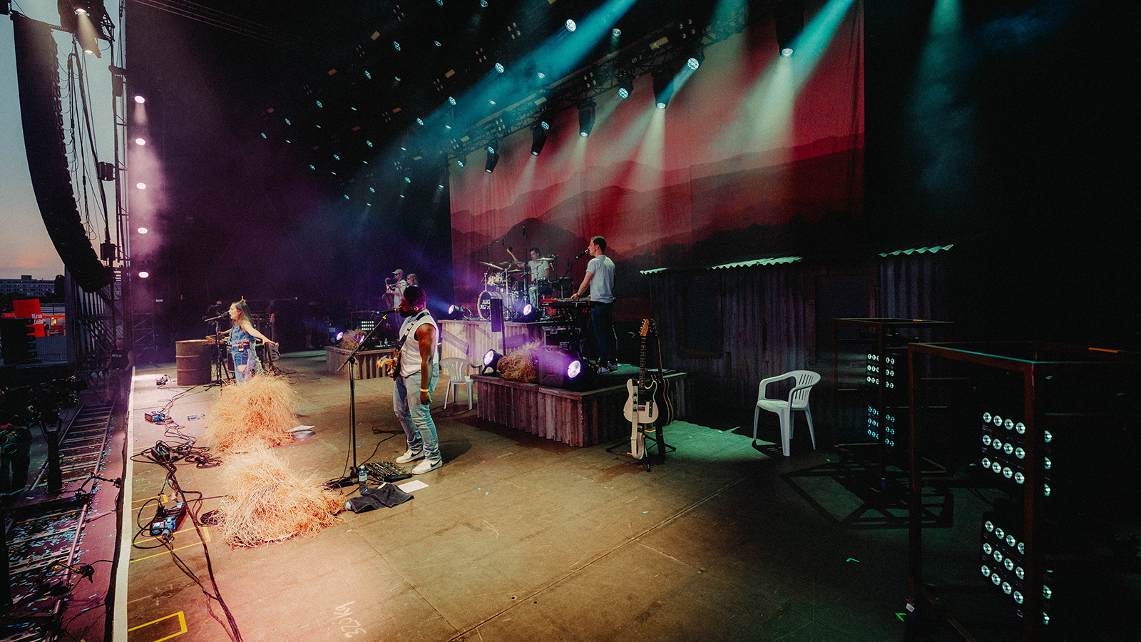 Alice Merton out on the festival circuit with GLP